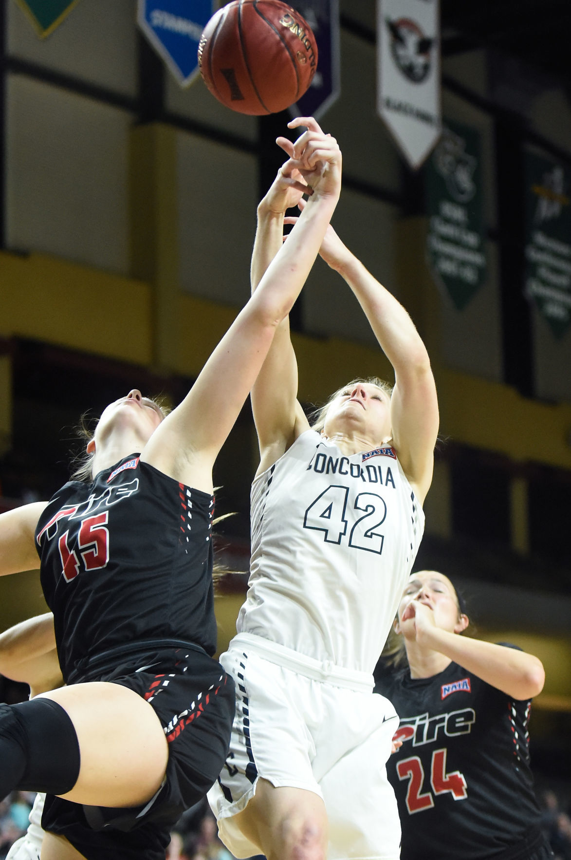 Basketball NAIA Concordia vs. Southeastern